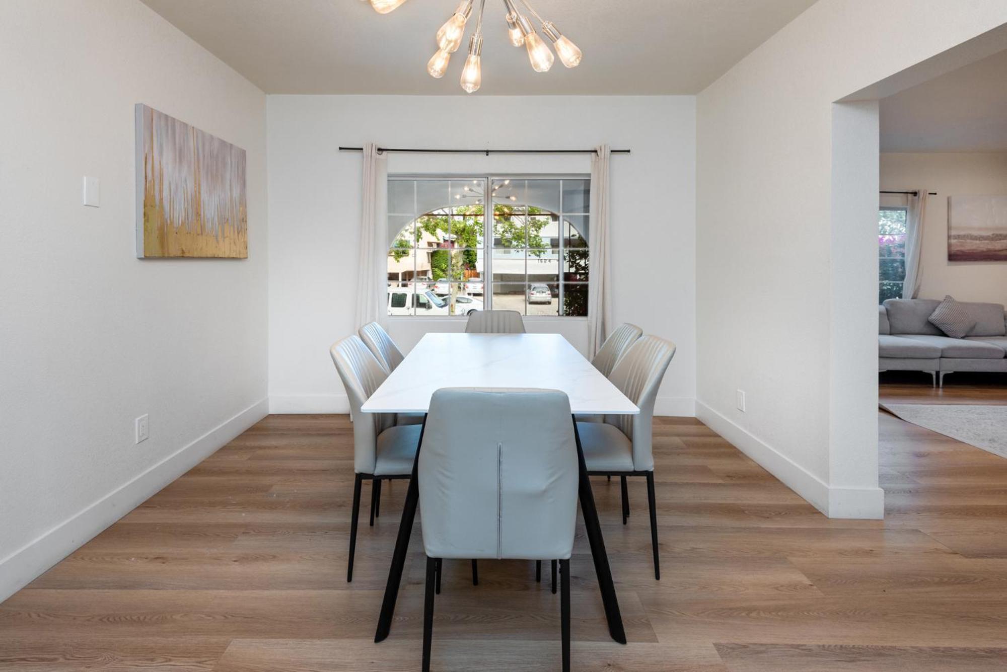 Apartamento Modern 1bd In Prime Location